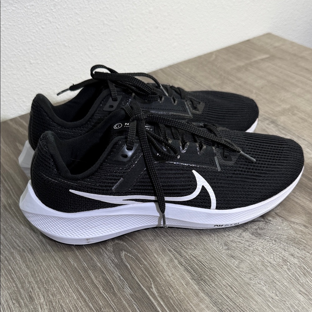 Nike Black and White Running Shoes